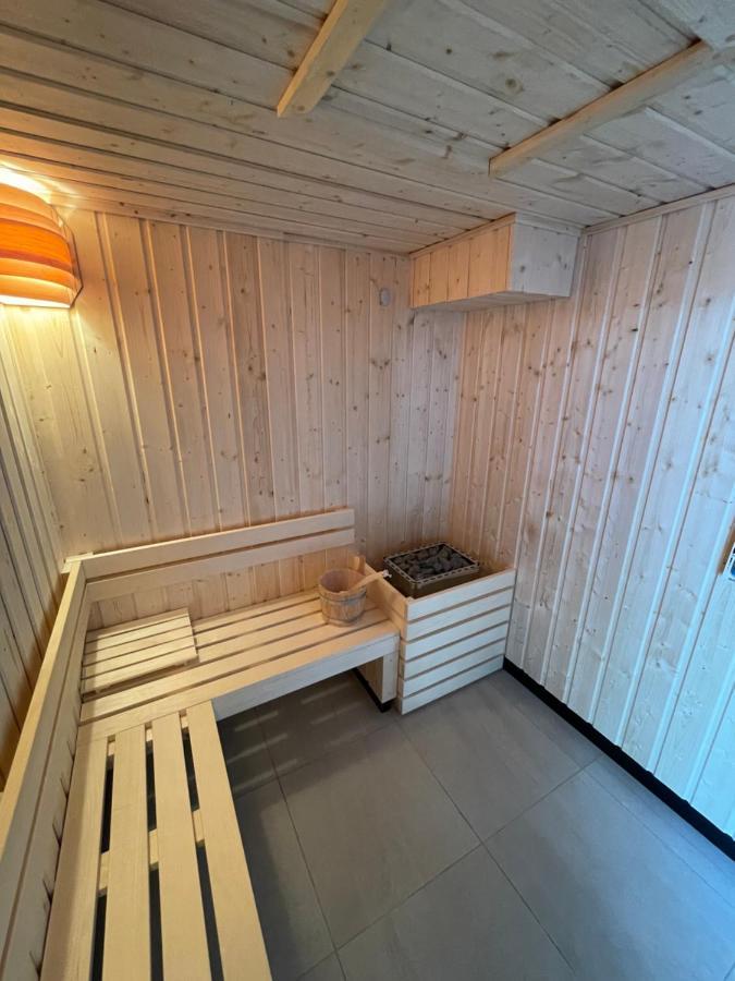 Best Western Armor Park Dinan Et Spa Bagian luar foto