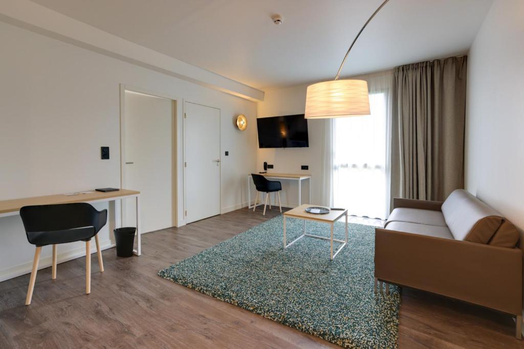 Best Western Armor Park Dinan Et Spa Bagian luar foto