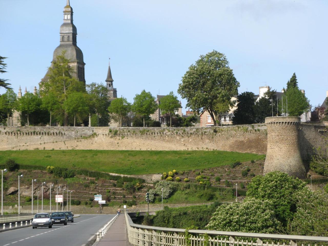 Best Western Armor Park Dinan Et Spa Bagian luar foto